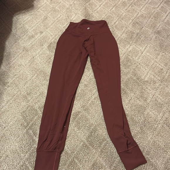 Lululemon Align Joggers - Picture 2 of 3